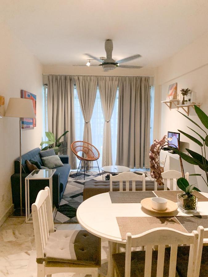 Port Dickson Glory Beach Resort Apartment 5Pax 3Br Екстериор снимка